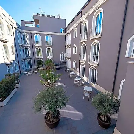 Hotell Airone